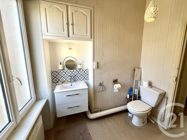 maison à vendre - 3 pièces - 63.0 m2 - DOMFRONT EN POIRAIE - 61 - BASSE-NORMANDIE - Century 21 Agence Pays D'Andaines