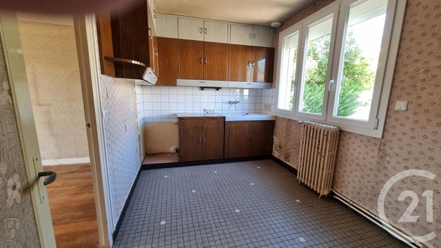 maison à vendre - 4 pièces - 80.46 m2 - DOMFRONT EN POIRAIE - 61 - BASSE-NORMANDIE - Century 21 Agence Pays D'Andaines