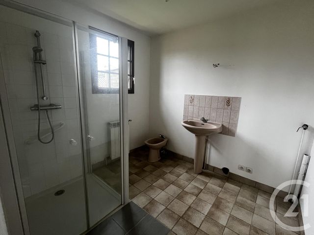 maison à vendre - 2 pièces - 60.0 m2 - LA FERRIERE AUX ETANGS - 61 - BASSE-NORMANDIE - Century 21 Agence Pays D'Andaines