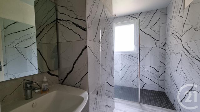 maison à vendre - 6 pièces - 109.9 m2 - DOMFRONT EN POIRAIE - 61 - BASSE-NORMANDIE - Century 21 Agence Pays D'Andaines