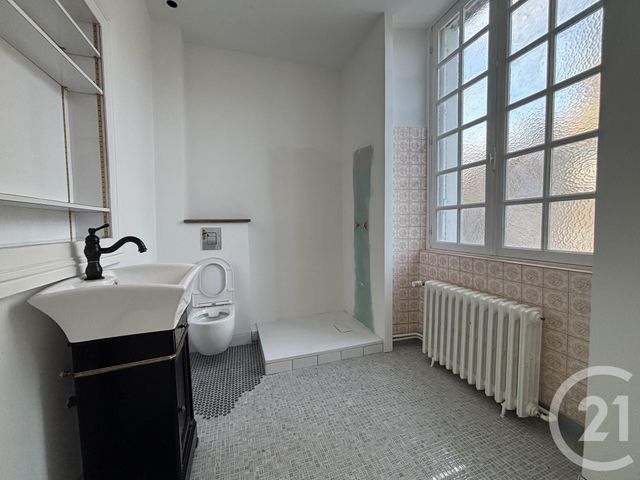 maison à vendre - 7 pièces - 222.0 m2 - DOMFRONT EN POIRAIE - 61 - BASSE-NORMANDIE - Century 21 Agence Pays D'Andaines