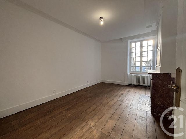 maison à vendre - 7 pièces - 222.0 m2 - DOMFRONT EN POIRAIE - 61 - BASSE-NORMANDIE - Century 21 Agence Pays D'Andaines