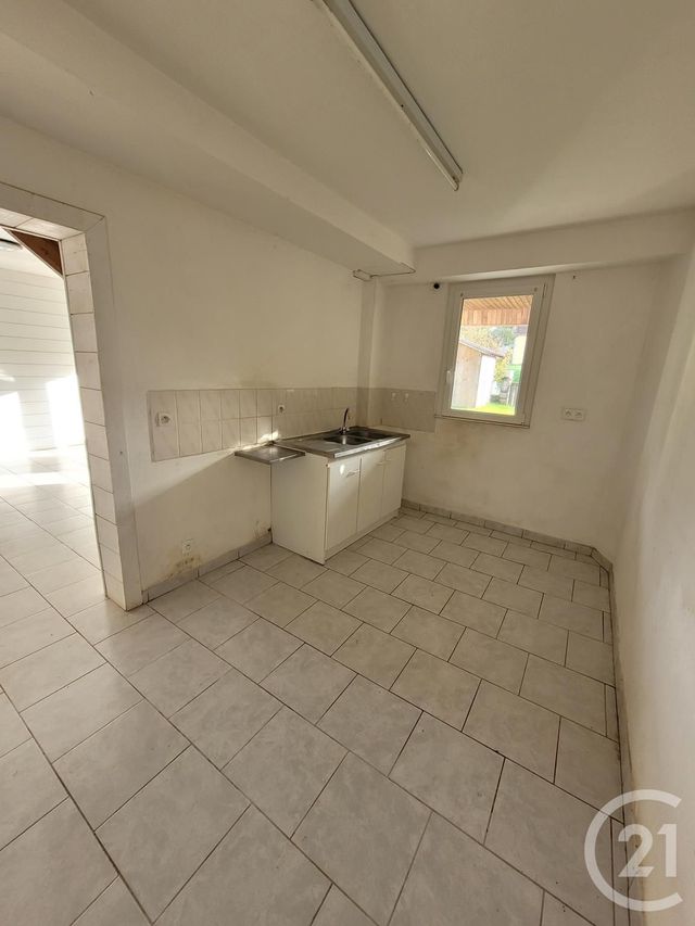 maison à vendre - 4 pièces - 85.78 m2 - CHAMPSECRET - 61 - BASSE-NORMANDIE - Century 21 Agence Pays D'Andaines