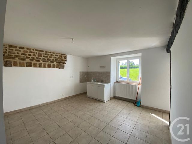 maison à louer - 4 pièces - 109.44 m2 - PASSAIS VILLAGES - 61 - BASSE-NORMANDIE - Century 21 Agence Pays D'Andaines