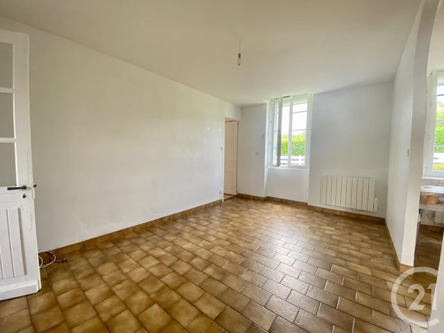 maison à louer - 3 pièces - 73.21 m2 - LA FERRIERE AUX ETANGS - 61 - BASSE-NORMANDIE - Century 21 Agence Pays D'Andaines