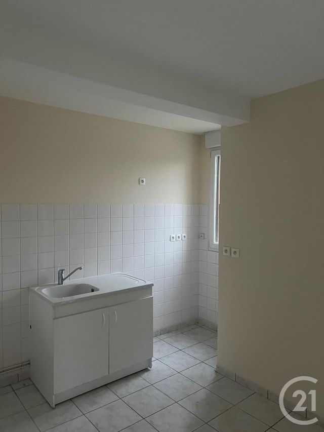 Appartement F2 à louer - 2 pièces - 37.0 m2 - DOMFRONT EN POIRAIE - 61 - BASSE-NORMANDIE - Century 21 Agence Pays D'Andaines
