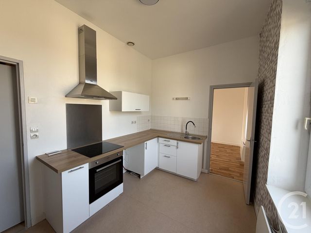 Appartement Duplex à louer - 5 pièces - 94.59 m2 - PASSAIS VILLAGES - 61 - BASSE-NORMANDIE - Century 21 Agence Pays D'Andaines