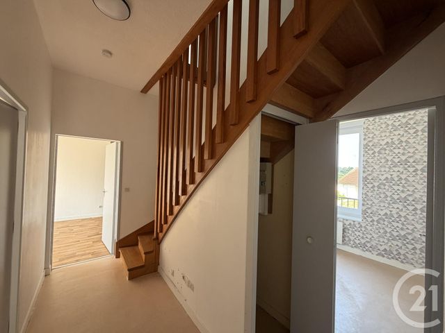 Appartement Duplex à louer - 5 pièces - 94.59 m2 - PASSAIS VILLAGES - 61 - BASSE-NORMANDIE - Century 21 Agence Pays D'Andaines