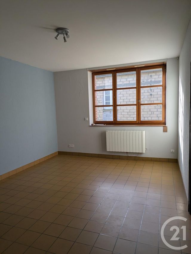 Appartement à louer - 3 pièces - 67.97 m2 - PASSAIS VILLAGES - 61 - BASSE-NORMANDIE - Century 21 Agence Pays D'Andaines