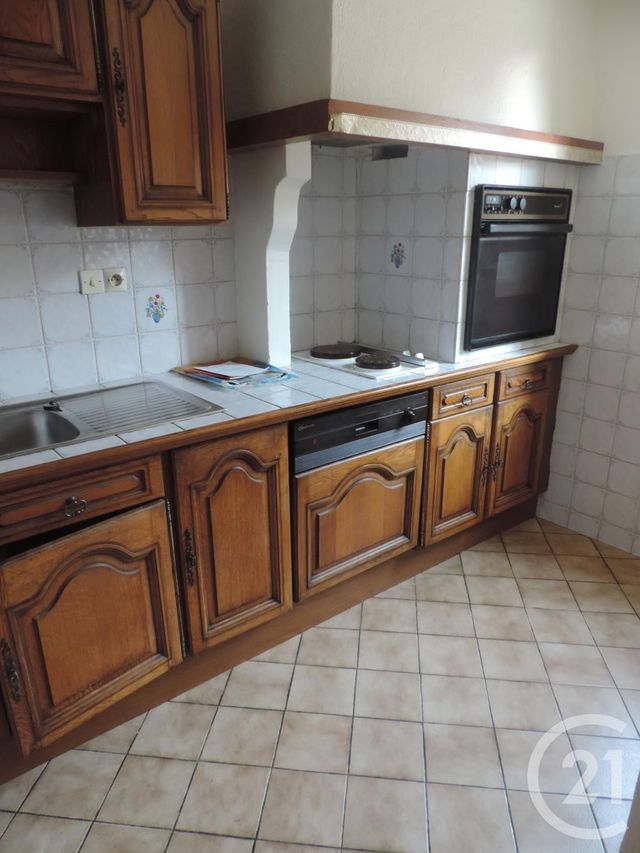 Afficher la photo en grand Appartement F2 à louer - 2 pièces - 49.0 m2 - DOMFRONT EN POIRAIE - 61 - BASSE-NORMANDIE - Century 21 Agence Pays D'Andaines