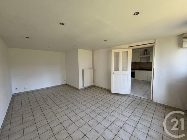 maison à vendre - 3 pièces - 73.41 m2 - DOMFRONT EN POIRAIE - 61 - BASSE-NORMANDIE - Century 21 Agence Pays D'Andaines