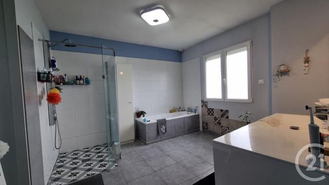 maison à vendre - 5 pièces - 127.98 m2 - DOMFRONT EN POIRAIE - 61 - BASSE-NORMANDIE - Century 21 Agence Pays D'Andaines