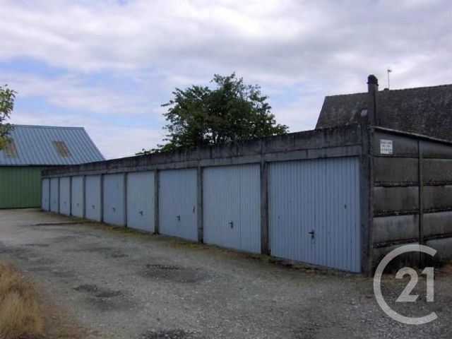 parking - DOMFRONT EN POIRAIE - 61